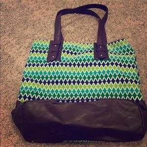 Green and blue tote